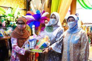 Feby Deru Terus Promosikan Produk Lokal di Ramadhan Sale Kriya Sriwijaya