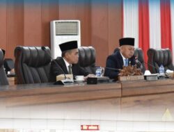 Wakil Ketua II DPRD Ogan Ilir Ahmad Syafe’i Pimpin Rapat Penyampaian Nota Pengantar  Bupati Ogan Ilir atas Raperda Tentang Perubahan APBD Kabupaten Ogan Ilir Tahun Anggaran 2024